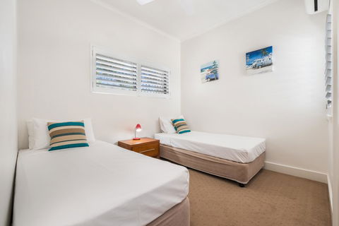 Mirra Chana - Tourism Caloundra 14