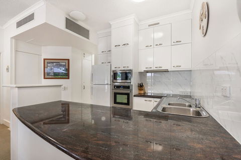 Mirra Chana - Tourism Caloundra 1