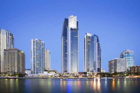 Mantra Circle On Cavill - Tourism Caloundra 0