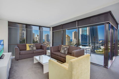 Mantra Circle On Cavill - Tourism Caloundra 21