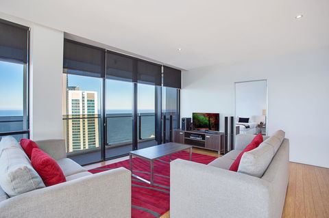 Mantra Circle On Cavill - Tourism Caloundra 2