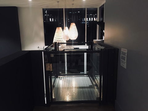 Woodroffe Hotel - Tourism Caloundra 8