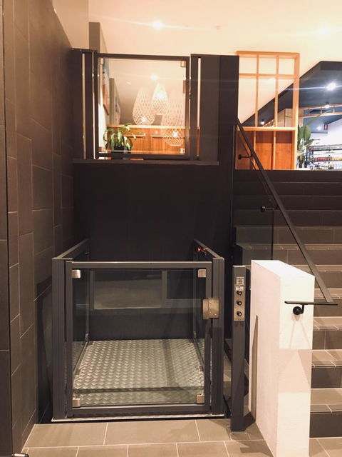 Woodroffe Hotel - Tourism Caloundra 9