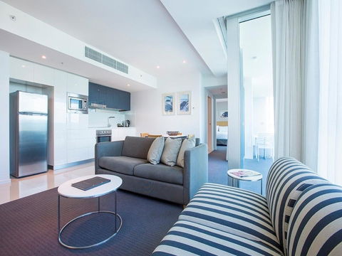 Gold Coast Private Apartments - H Residences, Surfers Paradise - Tourism Caloundra 21