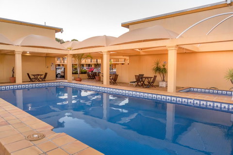 The Robert Towns - Tourism Caloundra 6
