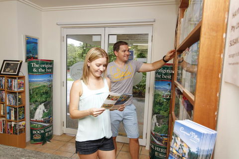 Cayman Villas Port Douglas - Tourism Caloundra 7