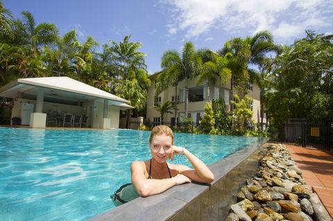 Cayman Villas Port Douglas - Tourism Caloundra 14