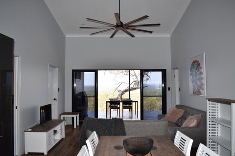 Ironbark House - Tourism Caloundra 30