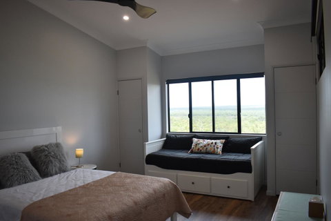 Ironbark House - Tourism Caloundra 36