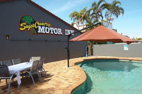 Sugar Country Motor Inn - Tourism Caloundra 1