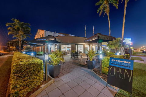 Sugar Country Motor Inn - Tourism Caloundra 3