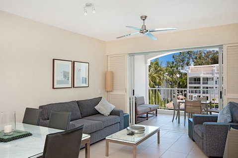 5231 BEACH CLUB PENTHOUSE - Tourism Caloundra 0