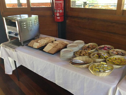 Fraser Island Retreat - Tourism Caloundra 1
