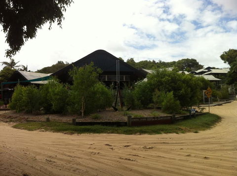 Fraser Island Retreat - Tourism Caloundra 7