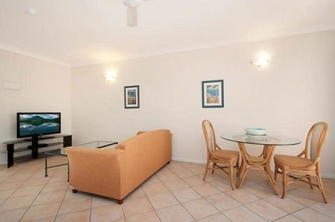 The Newport On Macrossan - Adults Only - Tourism Caloundra 3
