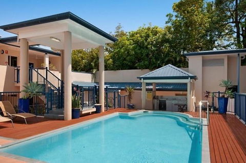 The Newport On Macrossan - Adults Only - Tourism Caloundra 0