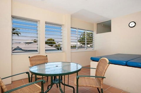 The Newport On Macrossan - Adults Only - Tourism Caloundra 9