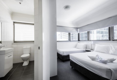 George Williams Hotel - Tourism Caloundra 32