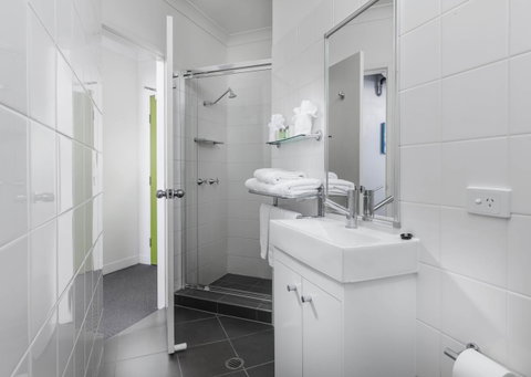 George Williams Hotel - Tourism Caloundra 34
