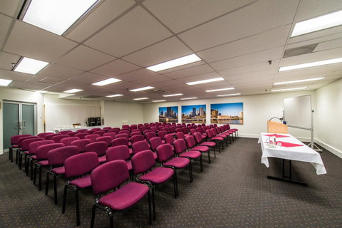 George Williams Hotel - Tourism Caloundra 21