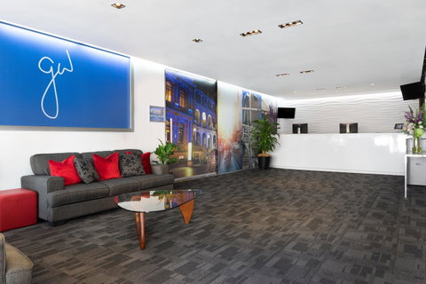 George Williams Hotel - Tourism Caloundra 2