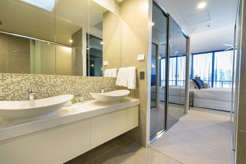 Arena Apartments By CLLIX - Tourism Caloundra 14