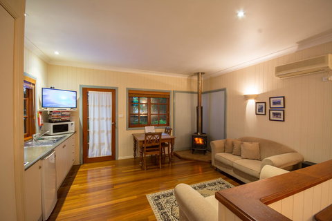 Allumbah Pocket Cottages - Tourism Caloundra 11