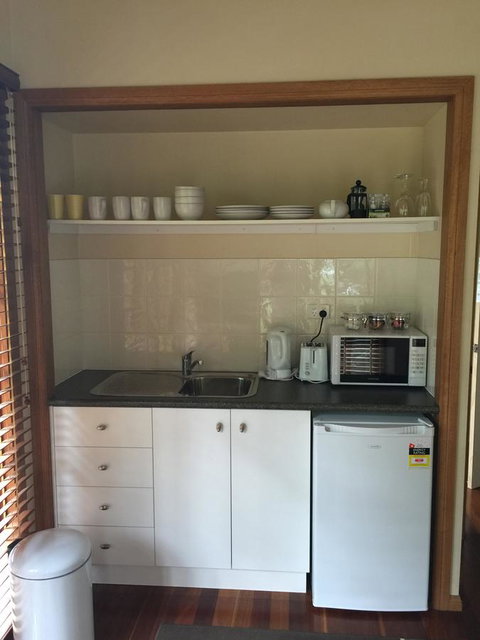 Allumbah Pocket Cottages - Tourism Caloundra 43