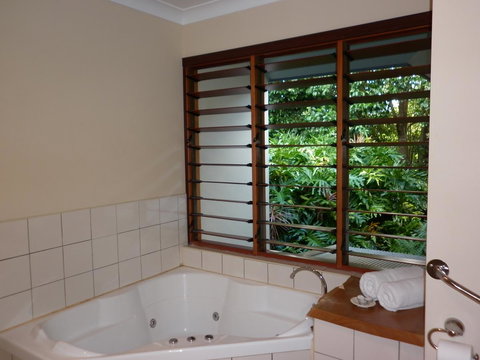 Allumbah Pocket Cottages - Tourism Caloundra 4