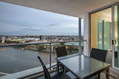 Evolution Apartments - Tourism Caloundra 15