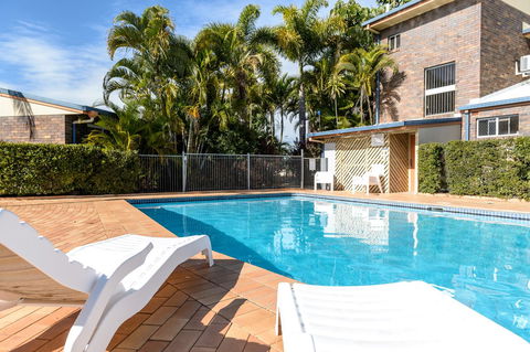 Smart Motels Bert Hinkler - Tourism Caloundra 35