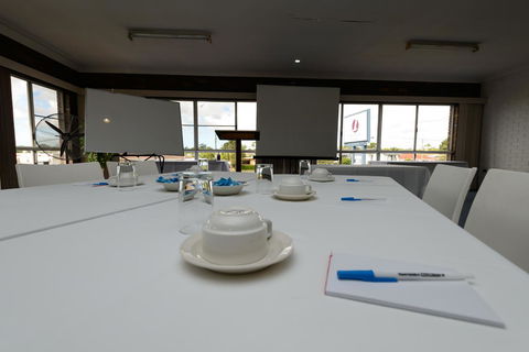 Smart Motels Bert Hinkler - Tourism Caloundra 38