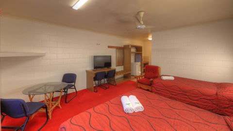 The Park Motel - Tourism Caloundra 31