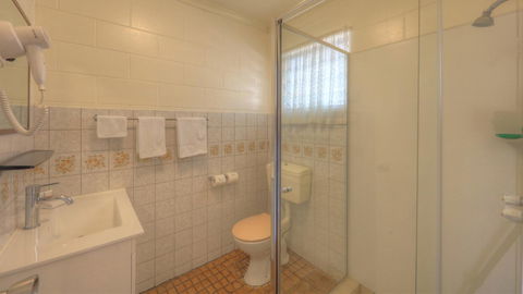 The Park Motel - Tourism Caloundra 26