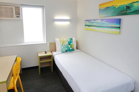 Palm Beach Hotel - Tourism Caloundra 16