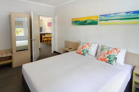 Palm Beach Hotel - Tourism Caloundra 18