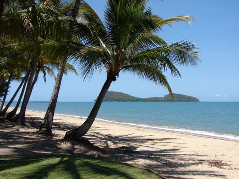 Palm Cove Beach Apartment - Tourism Caloundra 25