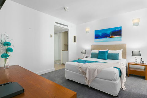 Palm Cove Beach Apartment - Tourism Caloundra 14