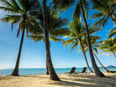 Palm Cove Beach Apartment - Tourism Caloundra 24