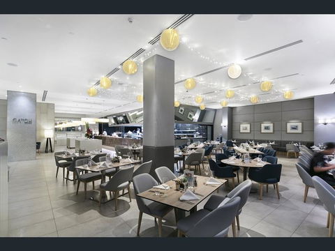 H Star Residences-- Paradise Stayz - Tourism Caloundra 14