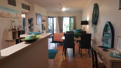 Jackies Holiday Apartment - Tourism Caloundra 2
