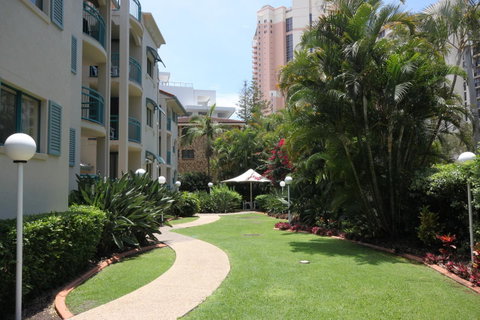 Aruba Beach Resort - Tourism Caloundra 9