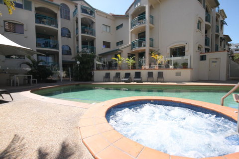 Aruba Beach Resort - Tourism Caloundra 12