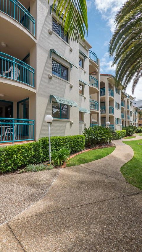 Aruba Beach Resort - Tourism Caloundra 25