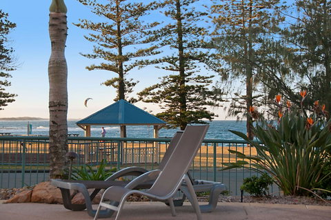 The Norfolks On Moffat Beach - Tourism Caloundra 12