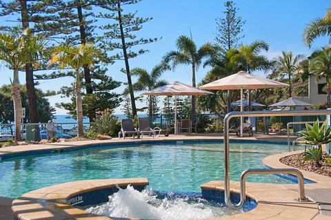 The Norfolks On Moffat Beach - Tourism Caloundra 15