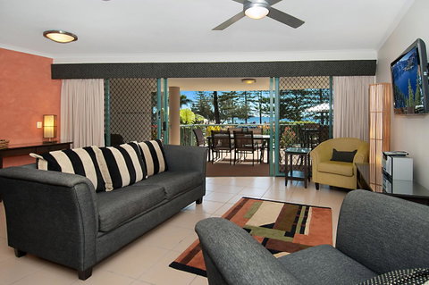 The Norfolks On Moffat Beach - Tourism Caloundra 31