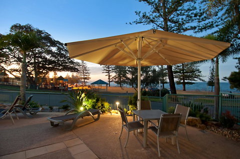 The Norfolks On Moffat Beach - Tourism Caloundra 22