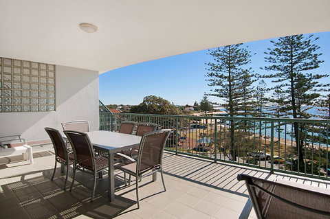 The Norfolks On Moffat Beach - Tourism Caloundra 20