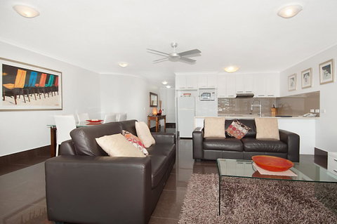 The Norfolks On Moffat Beach - Tourism Caloundra 27